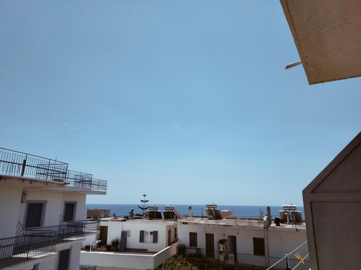 Golden Star Hotel Agia Marina  Екстериор снимка