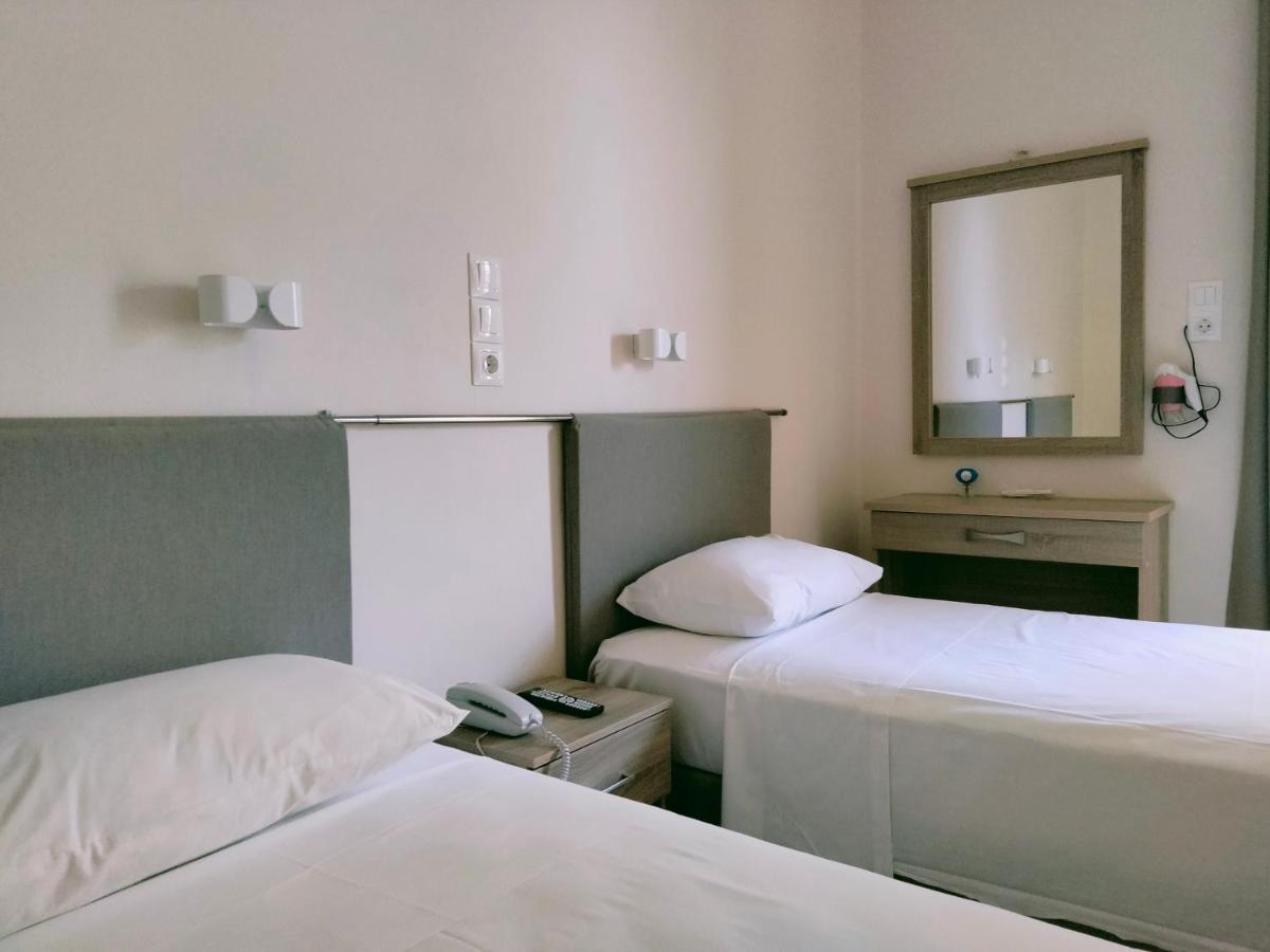 Golden Star Hotel Agia Marina  Екстериор снимка