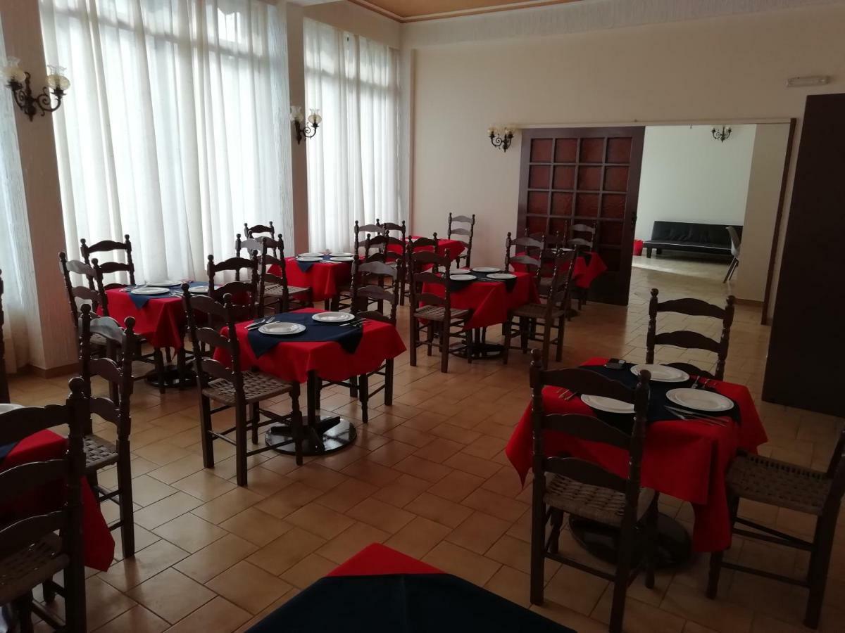 Golden Star Hotel Agia Marina  Екстериор снимка